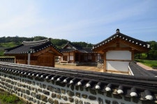 조소앙기념관 - 양주명소 - 관광지 - 문화관광 조소앙기념관 | 문화관광