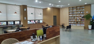 북카페 | 운영시설안내 > 1층 > 북카페