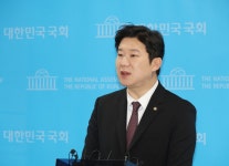 국민의힘 한동훈 대표와 더불어민주당 이재명 대표가 한배를 탄 모양새 - 국민의힘 비대위 마이너 갤러리