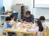 늘품 어린이집(04.30.) 상세보기 | 메뉴명 > 메뉴명 연수구국제언어체험센터