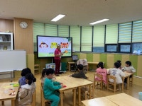 다샘유치원(04.22.) 상세보기 | 메뉴명 > 메뉴명 연수구국제언어체험센터