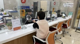 예산군, 2월부터 ‘화요 야간 여권민원실’ 운영! 보도/해명자료 < 예산소식 < 예산군청 예산군, 2월부터 ‘화요 야간 여권민원실’ 운영!