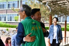 제52회 어버이날 기념행사(대흥면) 활동사진 < 소통과 참여 < 열린군수실 제52회 어버이날 기념행사(대흥면)