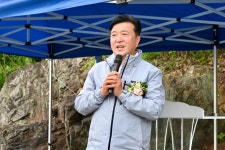장신2리 마을만들기사업 준공식 활동사진 < 소통과 참여 < 열린군수실 장신2리 마을만들기사업 준공식