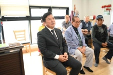 신양면분회 행복경로당 무료경로식당 방문 활동사진 < 소통과 참여 < 열린군수실 신양면분회 행복경로당 무료경로식당 방문