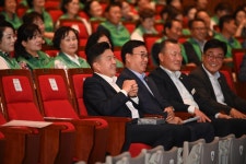 제2회 새마을부녀회 봉사대상 시상식 활동사진 < 소통과 참여 < 열린군수실 제2회 새마을부녀회 봉사대상 시상식
