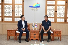 문화예술학교 추사묵연회 내방 활동사진 < 소통과 참여 < 열린군수실 문화예술학교 추사묵연회 내방