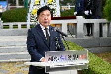 제75주년 삼학사 추모제 활동사진 < 소통과 참여 < 열린군수실 제75주년 삼학사 추모제