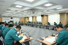 1분기 읍면장회의 활동사진 < 소통과 참여 < 열린군수실 1분기 읍면장회의