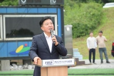 제5회 예당호 전국 사회인 야구대회 활동사진 < 소통과 참여 < 열린군수실 제5회 예당호 전국 사회인 야구대회