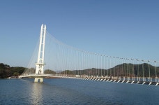 예당호 출렁다리와 음악분수 < 휴양/레저 < 관광명소 < 예산군 문화관광  예당호 출렁다리와 음악분수 > 휴양/레저 > 관광명소 >