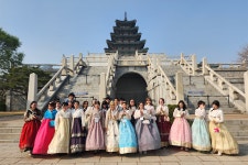 Global One-Stop Service Center Conducts Spring 2023 Cultural Trip for Yonsei International Students Global One-Stop Service... 