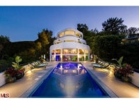 Seven Nights In Heaven! One Direction Spends $27,000 For Seven Nights To Rent Bel Air Mansion - Trulias Blog Seven Nights In... 