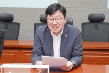 포토뉴스 - 2024.06.11 조선대학교 교수·교육중심교원 노동조합 단체협약 체결식