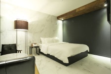 YAJA 강남 논현점 서울특별시 강남구 논현동 237-9 YAJA 강남 논현점 | 야놀자