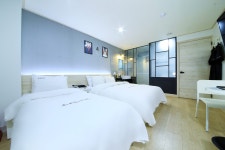 서울 - 명동(을지로) 호텔 베네 후기, 가격, 위치 - 예약