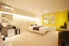 창원 상남동 찰리스 - 트리플 숙소