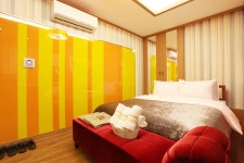 산본 짬(ZZAM) - 트리플 숙소