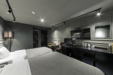 동대문 라트리 | 야놀자