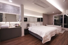 울산 정자동 화이트스완 - 트리플 숙소