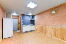 광양 반월산장펜션 - 트리플 숙소