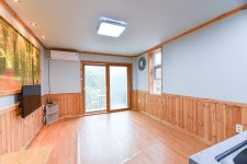 광양 반월산장펜션 - 트리플 숙소