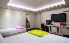 문현 1박 2일 | 야놀자