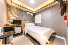 용산 샾 호텔 - 트리플 숙소