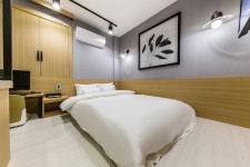 투어앤스파 외대 Life hotel Raha 투어앤스파