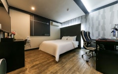 대전 용전 본(HOTEL BON) 2PC게임룸 | 글로벌 여가 플랫폼 | 야놀자 공식 사이트