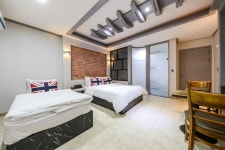 트루 리뷰 데일리호텔 - 호텔&레스토랑 할인예약