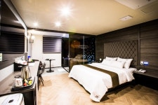 포항 - 포항 죽도시장 Design Hotel 2NE1 후기, 가격, 위치 - 예약
