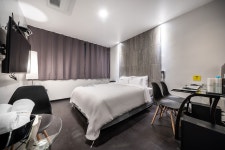 평택 퀸스 - 트리플 숙소