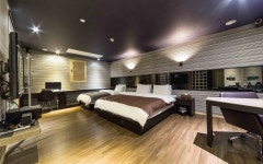 의정부 라트리 호텔 Suite 얼리체크인(5.1ch 서라운드 우퍼, 65“ UHD TV, 공기청정기, 안마의자&트윈베드-라지킹+싱글&커플pc 중 랜덤배정... 