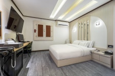 수원 - 수원시청역 JW 후기, 가격, 위치 - 예약