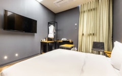 호텔 디 아티스트 연신내점 디럭스룸 | 대한민국 최저가 종합숙박 예약 | 야놀자 공식 모바일 사이트