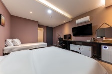 천안 St.179 호텔