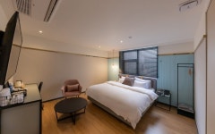 브라운도트 남포충무점(자갈치시장) 스탠다드 랜덤배정 | 대한민국 최저가 종합숙박 예약 | 야놀자 공식 모바일 사이트