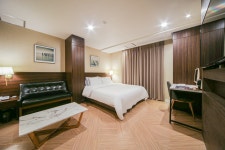 트루 리뷰 데일리호텔 - 호텔&레스토랑 할인예약