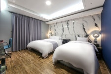 군산 호텔 엘타워(El Tower) - 트리플 숙소