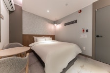 대전 - 대전 용전 모모(HOTEL MOMO) 후기, 가격, 위치 - 예약