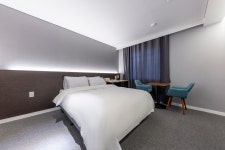 안성 U-STAY(유스테이) 드라이브인 무인텔 - 트리플 숙소