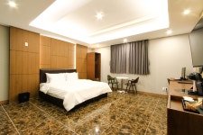 부산 - 부산 연산 토곡 더킹호텔 후기, 가격, 위치 - 예약