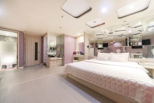 트루 리뷰 데일리호텔 - 호텔&레스토랑 할인예약