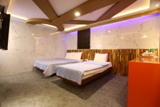 안성 예스텔 - 트리플 숙소