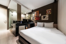 신촌 나인스타 - 트리플 숙소