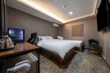 트루 리뷰 데일리호텔 - 호텔&레스토랑 할인예약