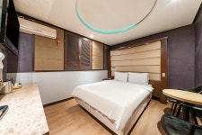 포천 팔레스 - 트리플 숙소