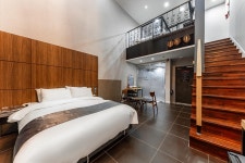 남원 캐슬 드라이브인 무인호텔 - 트리플 숙소