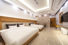 화순 - 화순 더원 비지니스 호텔 후기, 가격, 위치 - 예약